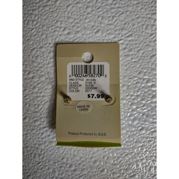 Girls Assorted Items, Fuzzy Dice, Scrapbook Paper, Origami Paper, Earrings - Picture 12 of 16